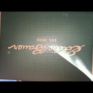 Eddie Bauer SZ 7 Women’s Boots NEW IN BOX